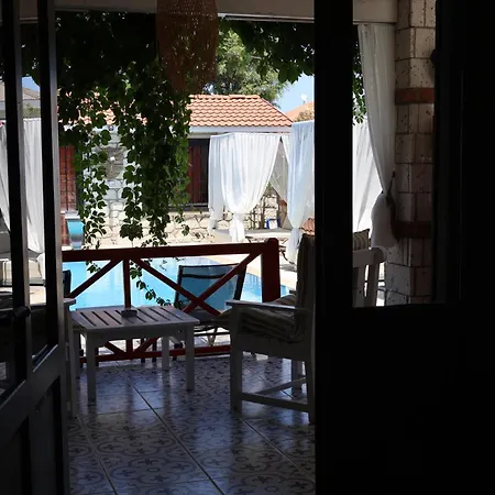 Готель Ala Alacati *